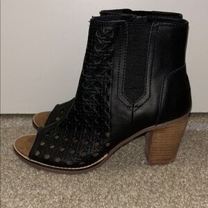 Toms Black Cut-Out Leather Heeled Boots